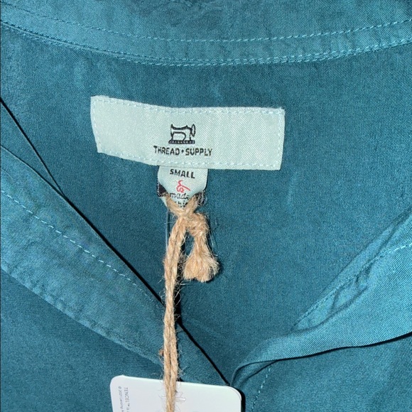 Thread+Supply Button Up - Picture 3 of 6